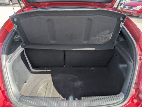 Used 2014 Hyundai Veloster RE:FLEX Edition image 11