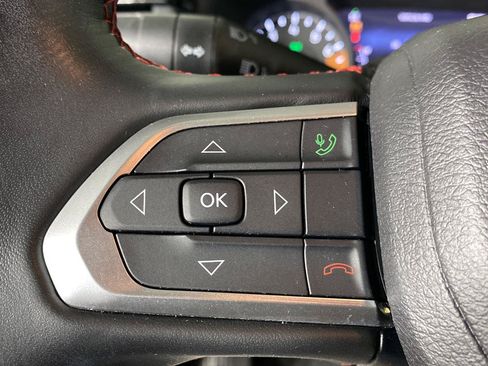 Used 2022 Jeep Compass Trailhawk w/ Sun and Sound Group AWD/4WD image 13