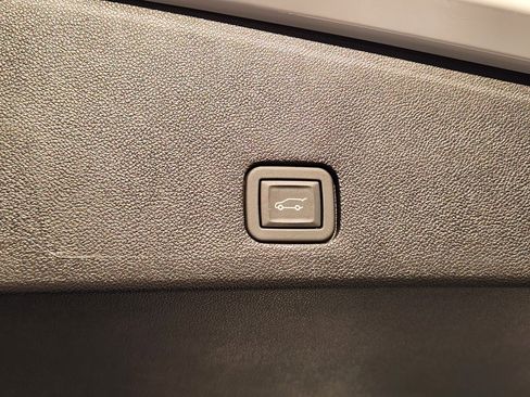 Used 2024 Cadillac XT6 Sport w/ Platinum Package image 43