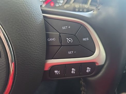 Used 2021 Jeep Compass Limited image 18