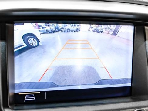 Used 2020 Chevrolet Colorado LT w/ Safety Package RWD image 24