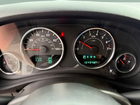 Used 2017 Jeep Wrangler Sport w/ Quick Order Package 24S AWD/4WD image 22