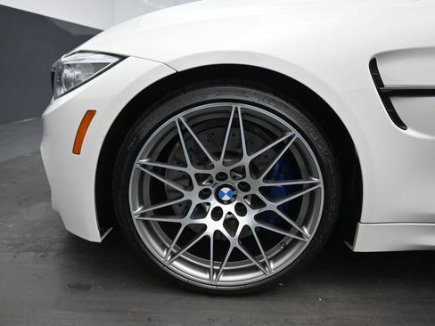 Used 2017 BMW M4 Convertible image 49