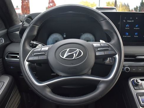 Used 2025 Hyundai Palisade Calligraphy image 9