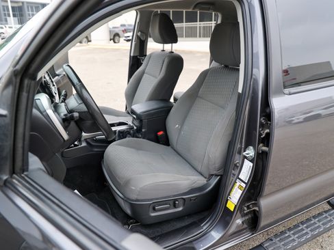 Certified 2023 Toyota Tacoma SR5 RWD image 33