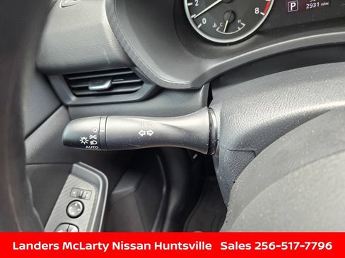 Used 2025 Nissan Sentra S FWD image 25