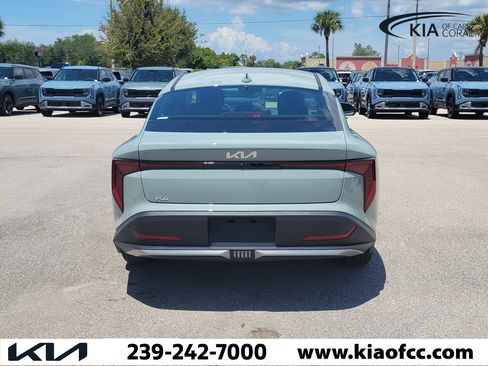 New 2026 Kia K4 FWD image 5