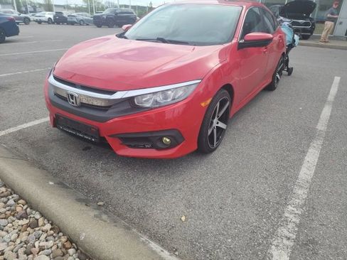 Used 2017 Honda Civic EX image 2