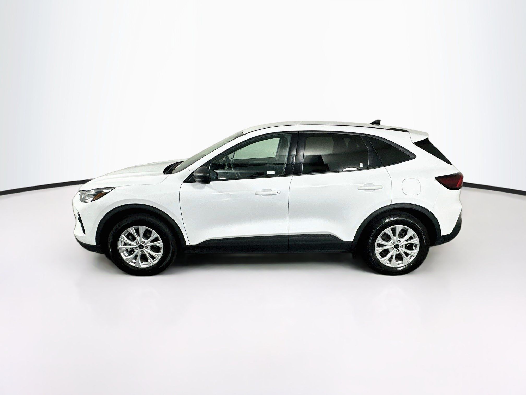 Used 2025 Ford Escape Active FWD image 4