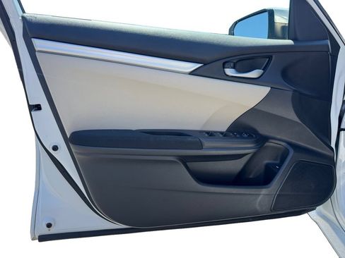 Used 2019 Honda Civic LX image 10