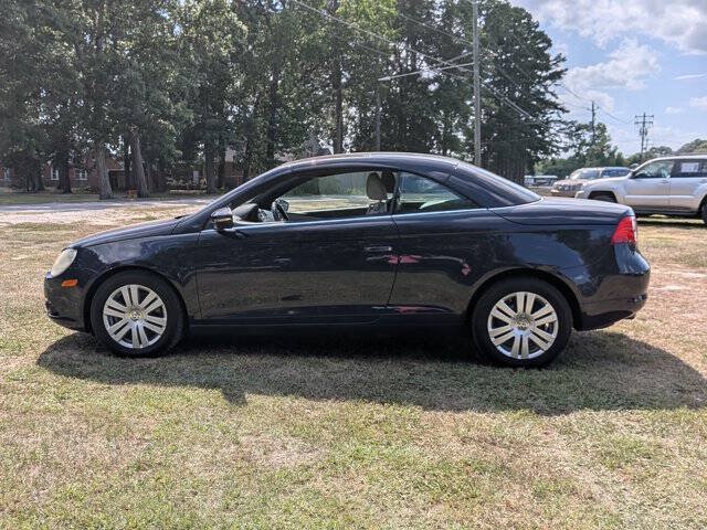 Used 2010 Volkswagen Eos Komfort FWD image 6