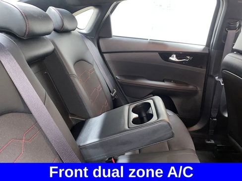 Used 2022 Kia Forte GT w/ GT Technology Package image 10