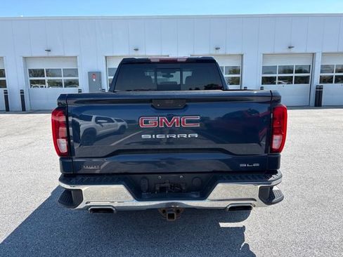 Used 2020 GMC Sierra 1500 SLE w/ SLE Value Package AWD/4WD image 3
