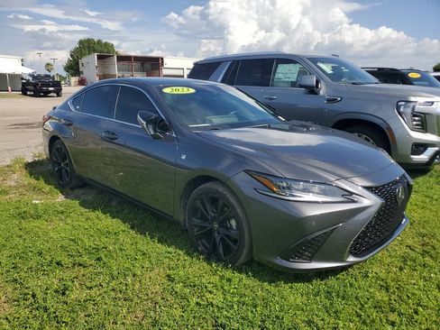 Used 2023 Lexus ES 350 F Sport FWD image 2