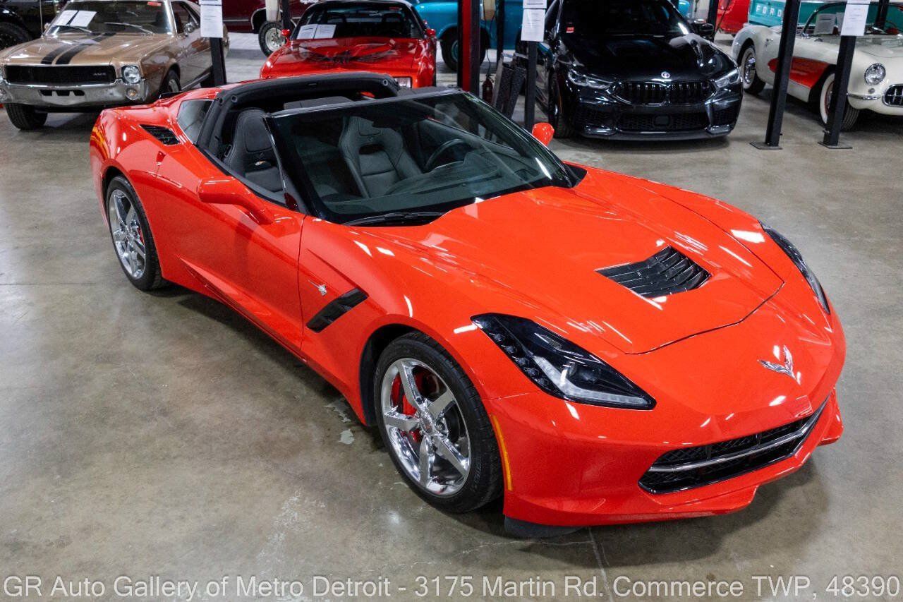 Used 2015 Chevrolet Corvette Stingray Coupe w/ 2LT Preferred Equipment Group RWD image 10