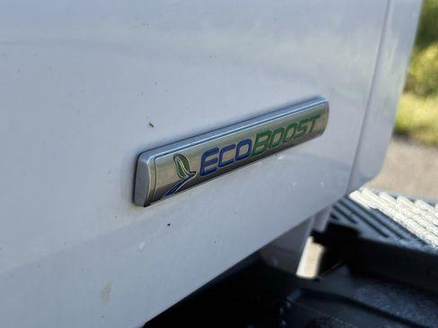 Used 2018 Ford F150 XLT w/ Equipment Group 302A Luxury image 12