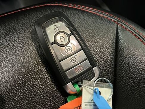 Used 2022 Ford Explorer ST-Line image 2