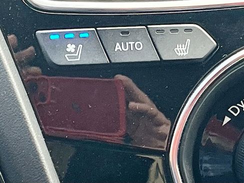 Used 2022 Acura RDX AWD w/ A-Spec & Advance Pkg image 21