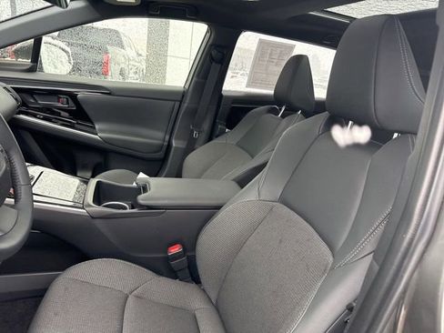 Used 2024 Toyota bZ4X XLE w/ Weather Package image 25