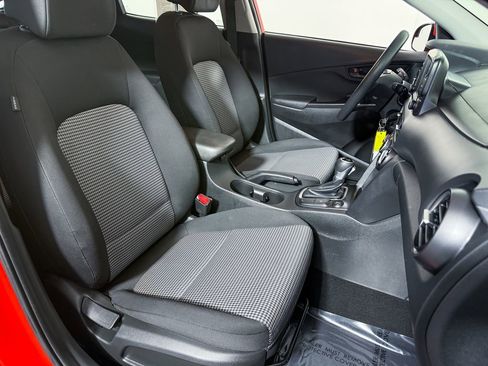 Used 2020 Hyundai Kona SE image 14