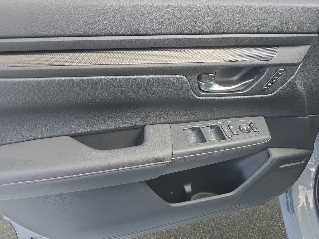 Used 2025 Honda CR-V Sport-L image 24