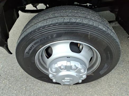 New 2026 RAM 5500 Tradesman w/ Chrome Appearance Group image 10