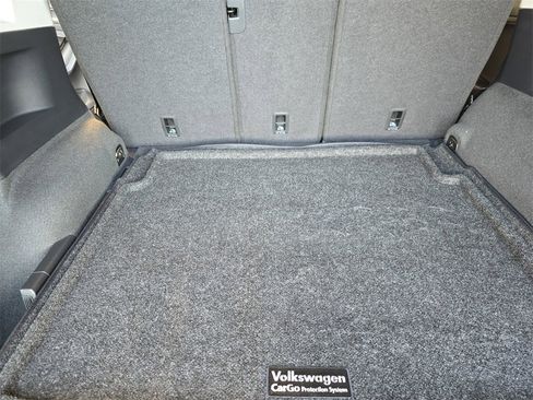 Certified 2024 Volkswagen Tiguan S image 20