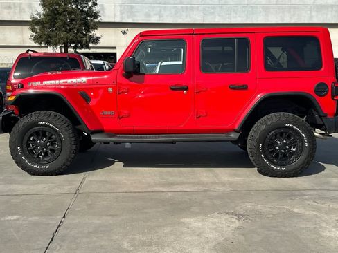 Used 2023 Jeep Wrangler Unlimited Rubicon 392 image 6