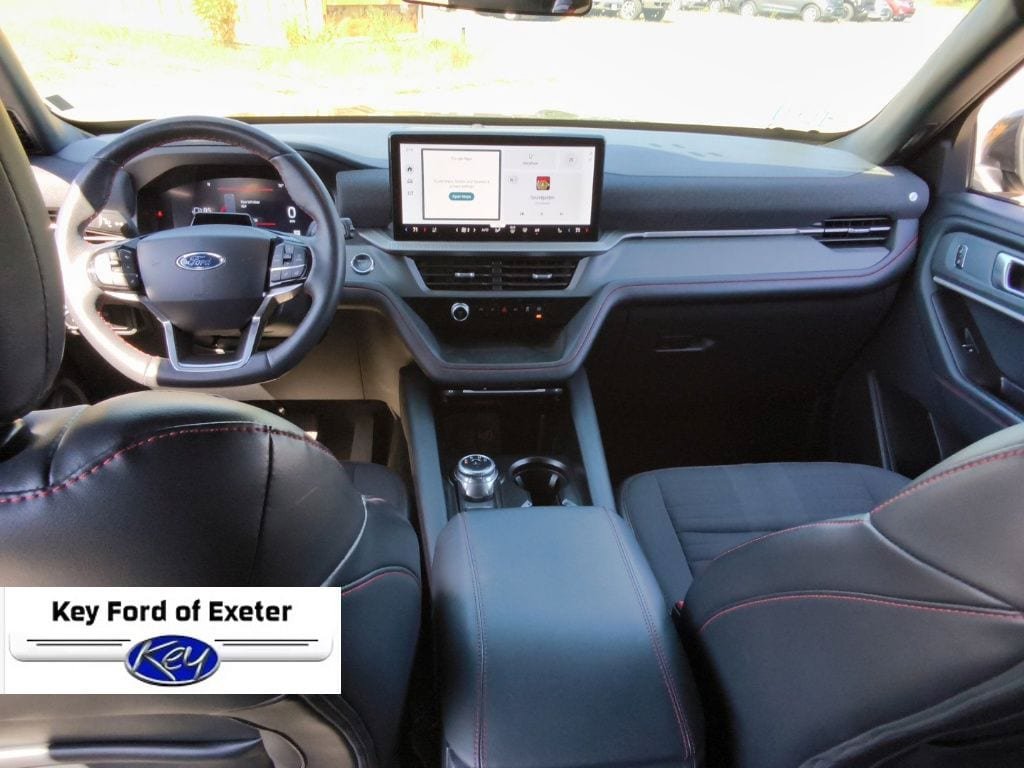 Used 2025 Ford Explorer ST-Line AWD/4WD image 17