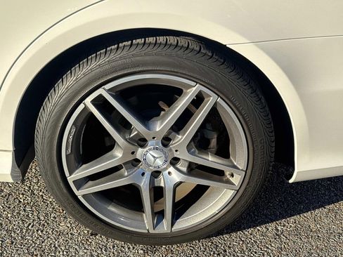 Used 2016 Mercedes-Benz E 350 Sedan image 4