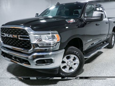 Used 2024 RAM 2500 Big Horn w/ Bed Utility Group AWD/4WD image 31