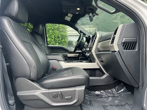 Used 2022 Ford F250 Lariat image 29
