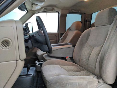 Used 2004 Chevrolet Silverado 2500 LS AWD/4WD image 14