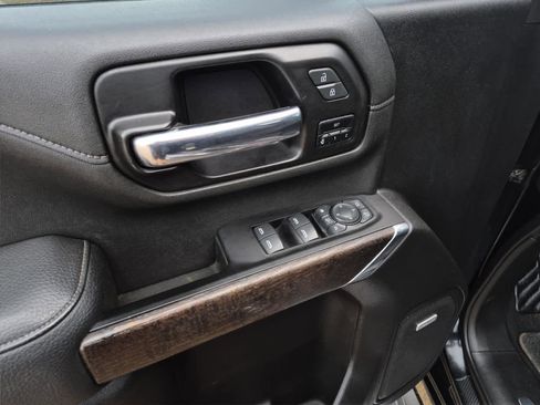 Used 2022 GMC Sierra 3500 Denali image 12