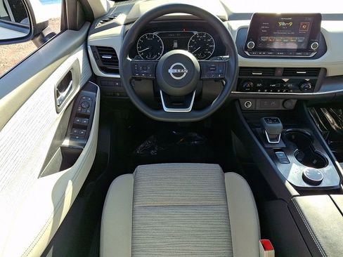 Certified 2023 Nissan Rogue SV image 13