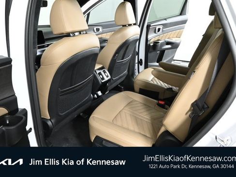 Certified 2024 Kia Sorento SX Prestige w/ Olive Brown Leather Package image 17