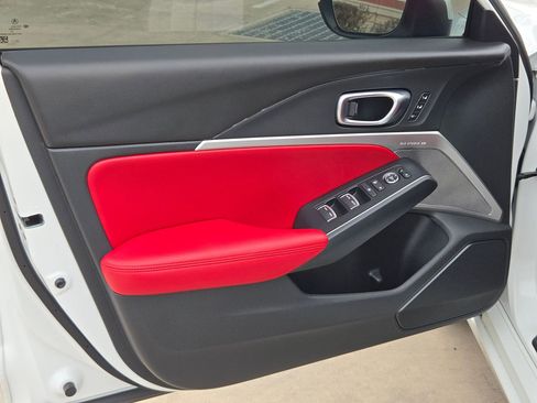 Used 2025 Acura Integra A-Spec image 11