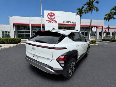 Used 2024 Hyundai Kona Limited AWD/4WD image 7