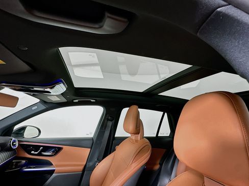 Certified 2023 Mercedes-Benz GLC 300 4MATIC image 24