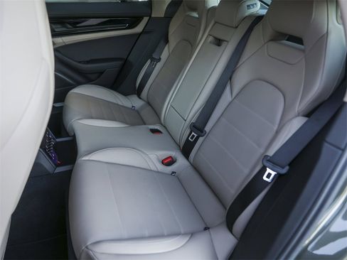 New 2026 Porsche Panamera 4 image 28