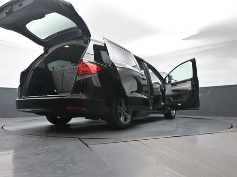 Used 2018 Honda Odyssey EX-L image 52