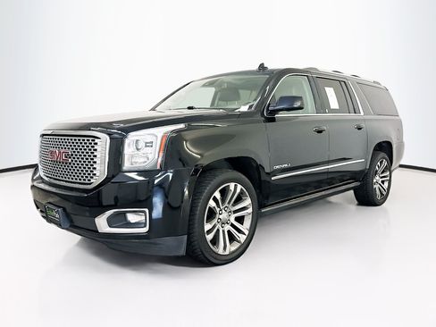 Used 2017 GMC Yukon XL Denali w/ Open Road Package AWD/4WD image 3