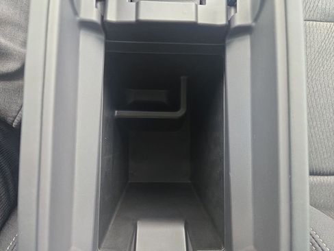 New 2026 Nissan Rogue SV FWD image 27