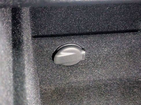 Used 2024 Tesla Model 3 RWD image 25
