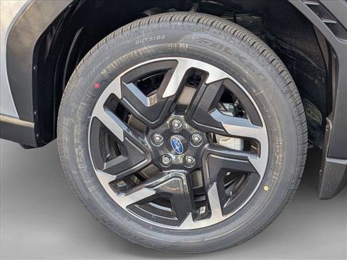Used 2026 Subaru Forester Limited AWD/4WD image 9