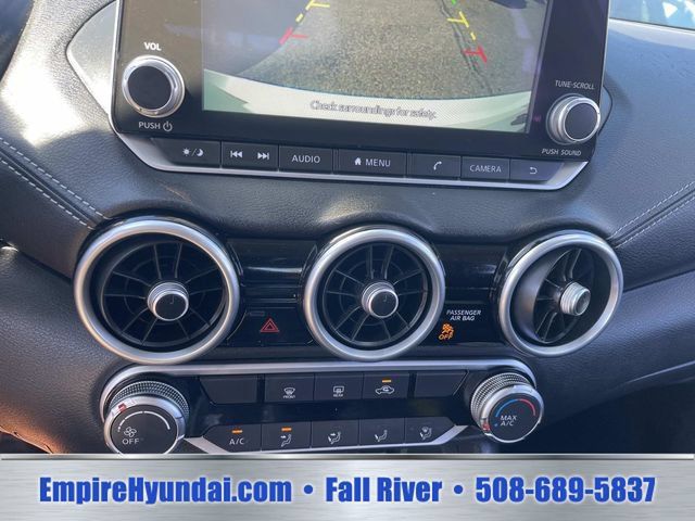 Used 2024 Nissan Sentra SV FWD image 23
