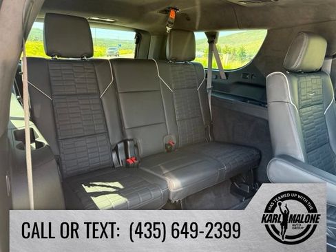 Used 2024 Cadillac Escalade ESV Sport Platinum w/ LPO, ONYX Package AWD/4WD image 39