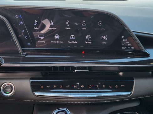 Used 2024 Cadillac Escalade ESV V w/ LPO, ONYX Package AWD/4WD image 18