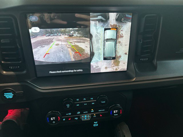 Used 2025 Ford Bronco Badlands AWD/4WD image 13