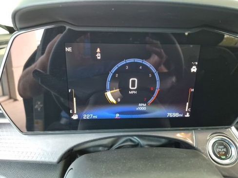 Used 2025 Chevrolet Trax ACTIV FWD image 25